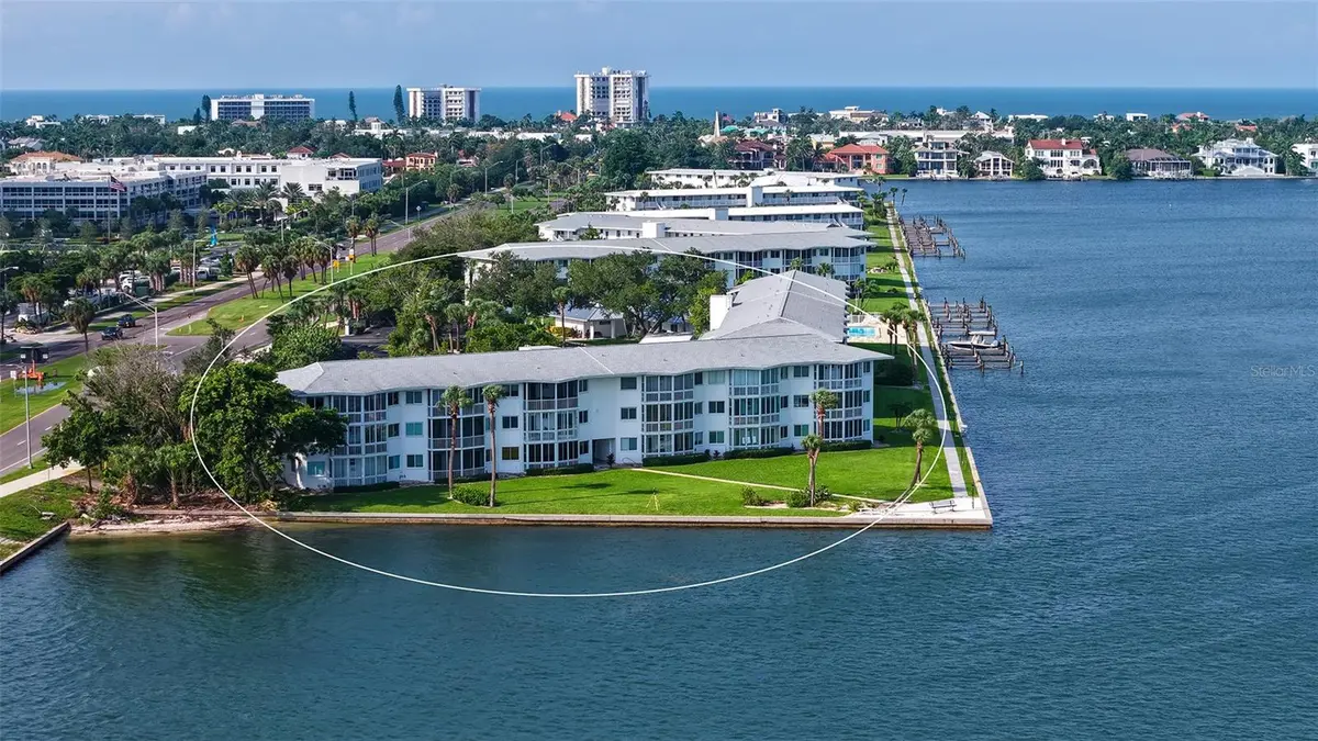 777 JOHN RINGLING BLVD #36, Sarasota, FL 34236