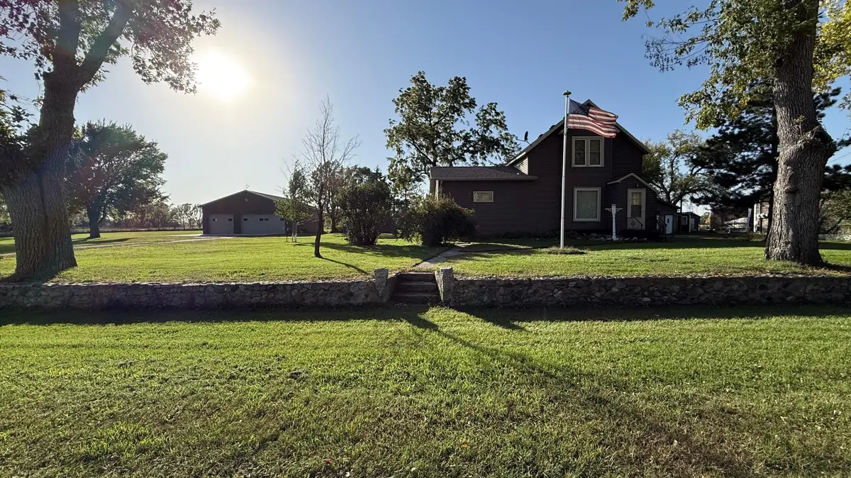 237 S Paul ST, Appleton, MN 56208