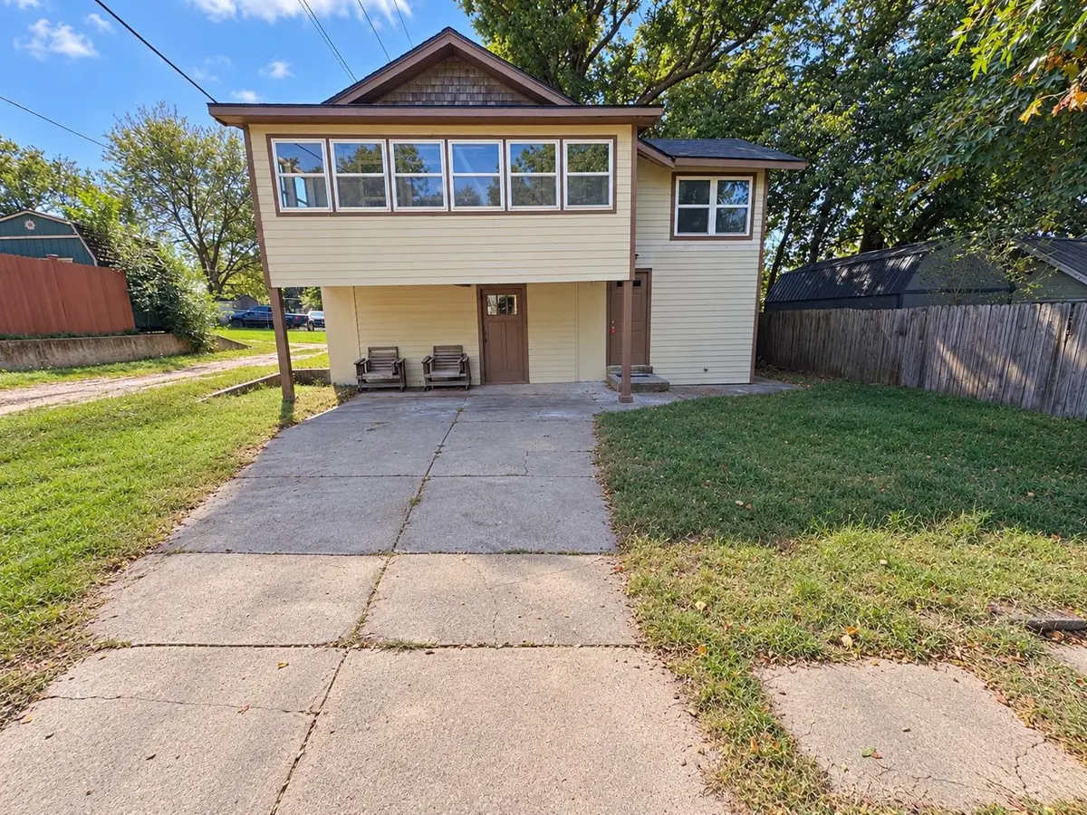 319 W Adams St., Arkansas City, KS 67005