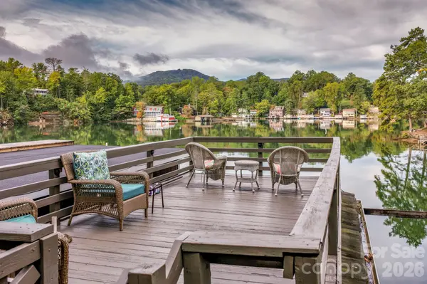 134 Neighborly DR, Lake Lure, NC 28746
