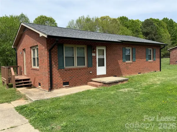 1220 Rickert ST, Statesville, NC 28677