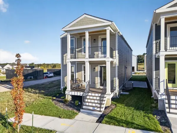 23710 E 11th ST #S, Blue Springs, MO 64056