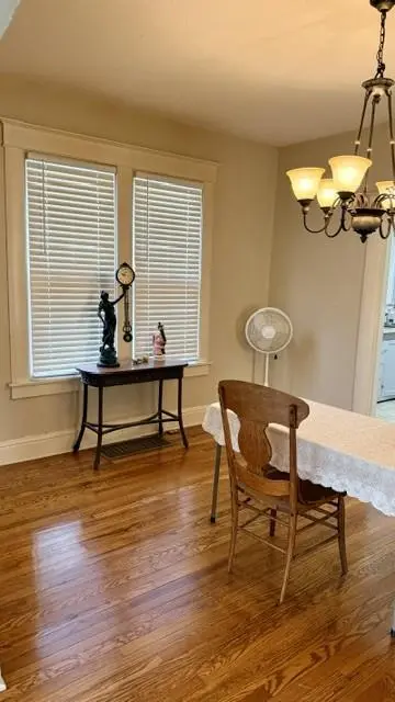 3123-3123 1/2 Gene Field RD, St Joseph, MO 64506
