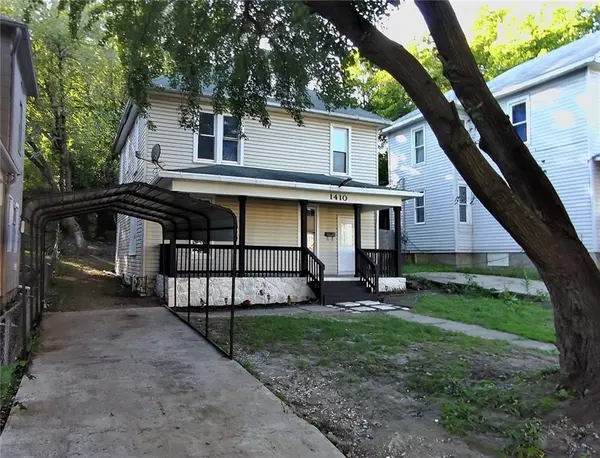 1410 N 2nd ST, St Joseph, MO 64505