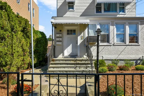 35 Charles ST, New Rochelle, NY 10801