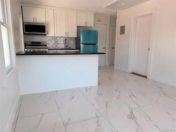 218-35 appt B 104 AVE, Queens Village, NY 11429