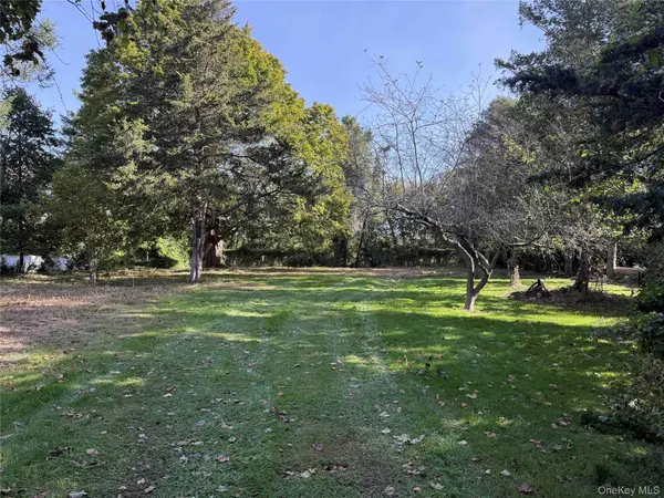 3850 Alvahs LN, Cutchogue, NY 11935