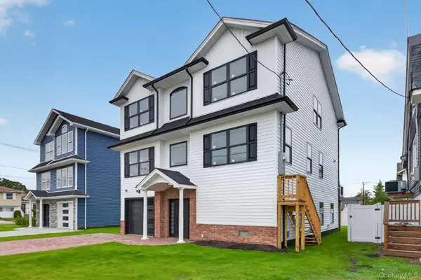 267 Roosevelt AVE, Freeport, NY 11520