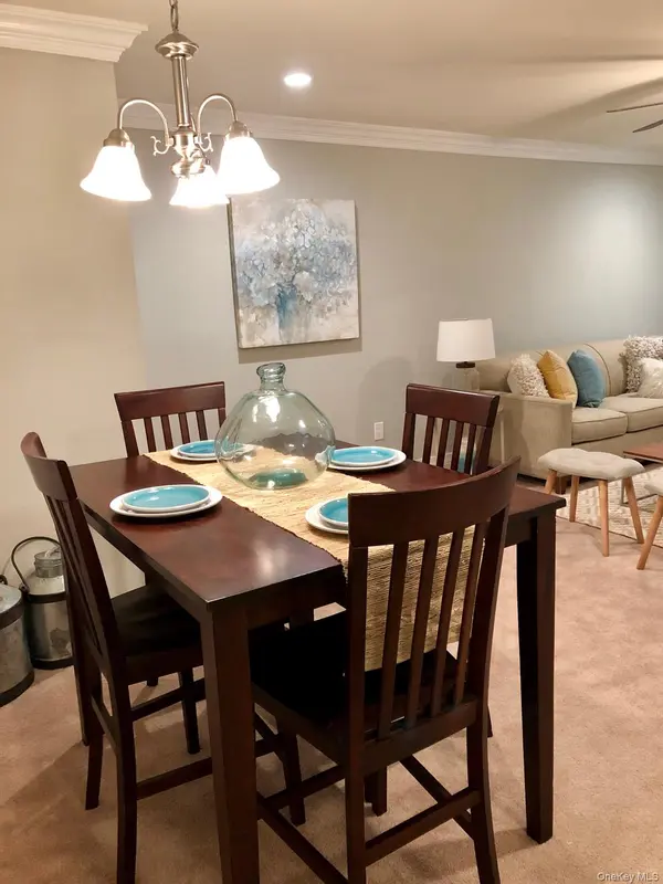 40 Country Club DR #39A, Coram, NY 11727