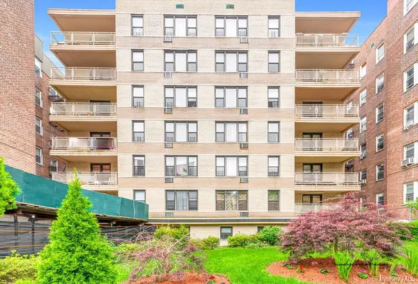 65-50 Wetherole ST #5S, Rego Park, NY 11374