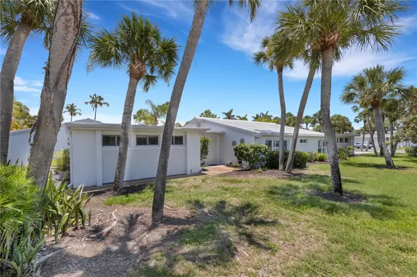 214 HOURGLASS WAY #V-4, Sarasota, FL 34242