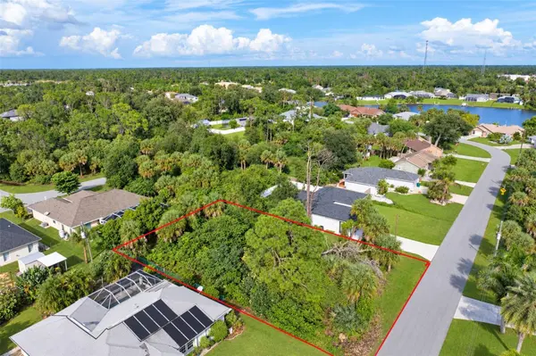 561 LOMOND DR, Port Charlotte, FL 33953