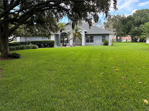 14 CRYSTAL WATERS DR, Winter Haven, FL 33880