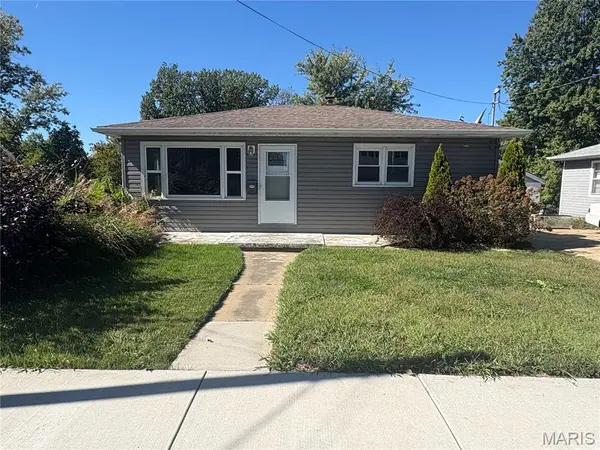 345 Fair ST, Washington, MO 63090