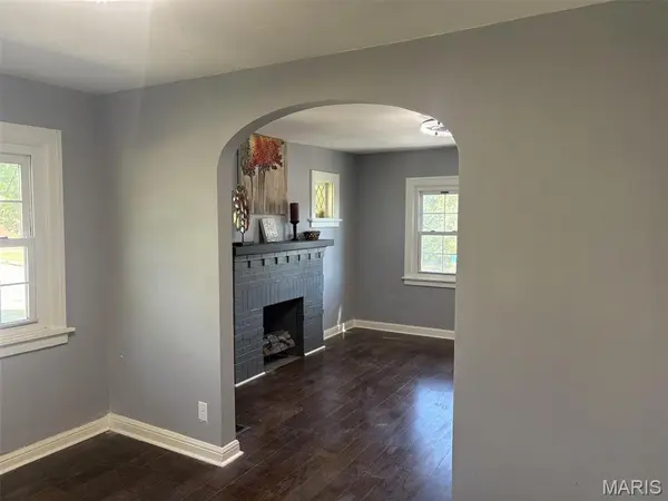 4209 Edgewood BLVD, Northwoods, MO 63121