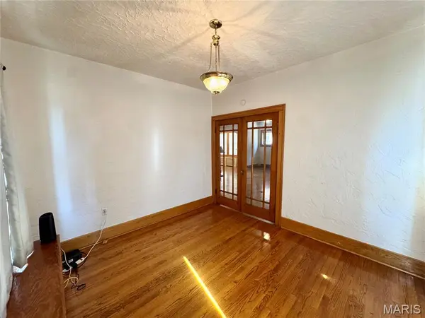 814 E 5th ST, Alton, IL 62002