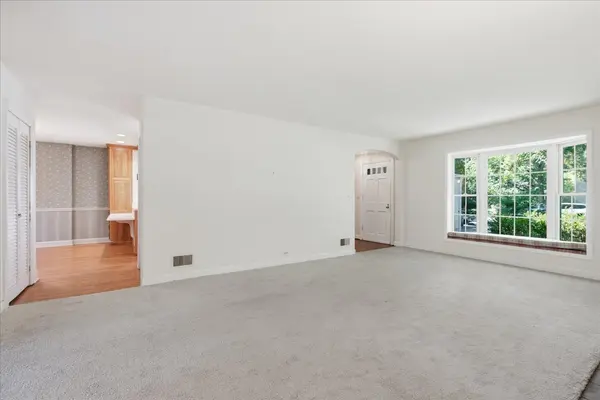 629 Juniper RD, Glenview, IL 60025