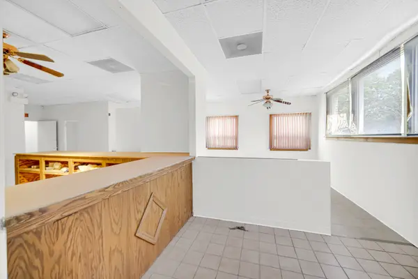 2201 W Roosevelt RD, Broadview, IL 60155