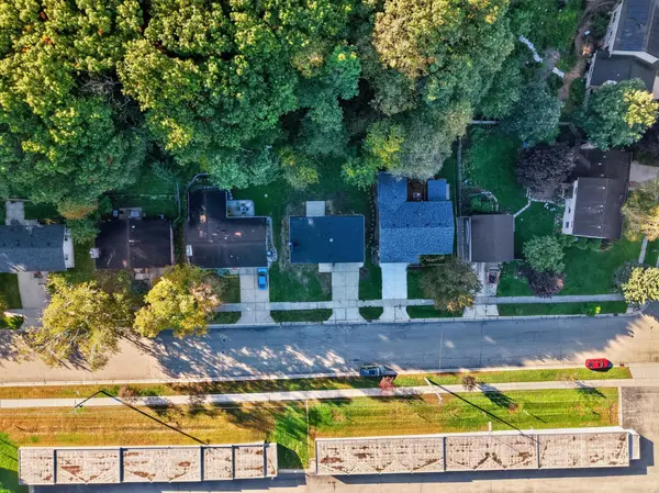 528 19th ST NW, Rochester, MN 55901
