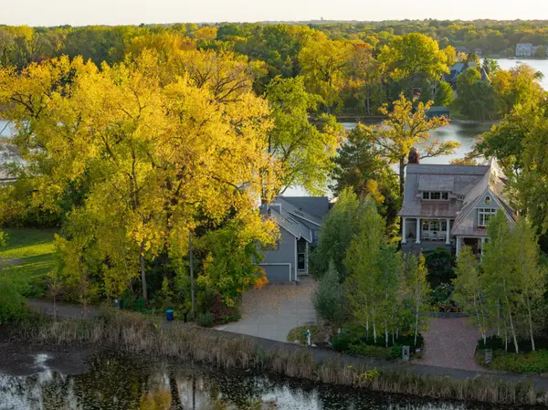2626 Crosby RD, Minnetonka, MN 55391