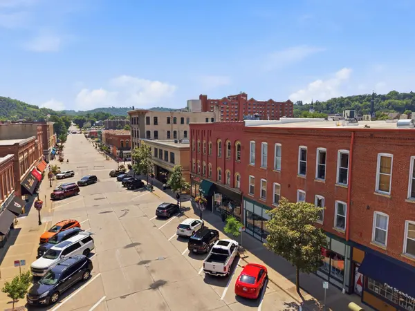 210-212 Bush ST, Red Wing, MN 55066