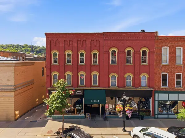 210-212 Bush ST, Red Wing, MN 55066