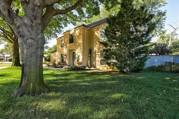 2413 S Wentworth CT, Oklahoma City, OK 73170