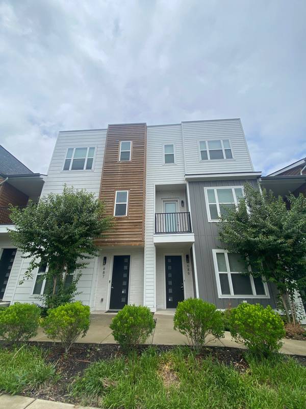 689 Vernon Ave, Nashville, TN 37209
