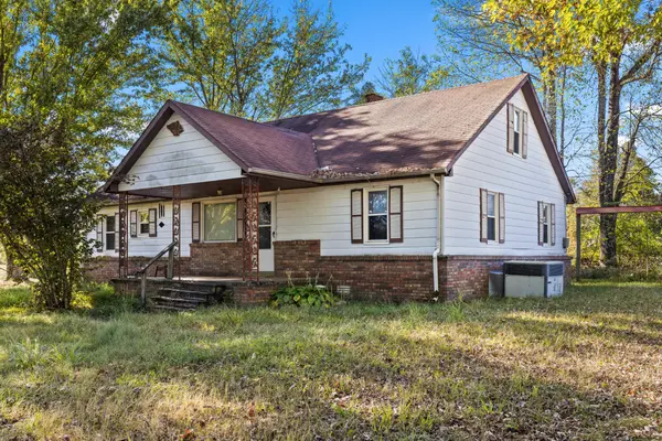2023 Jimtown Rd, Lafayette, TN 37083