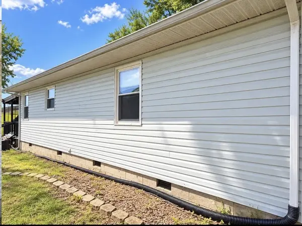 924 Harris Rd, Belton, KY 42324