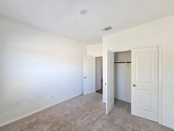 1521 Brueggerhoff RD, Leander, TX 78641