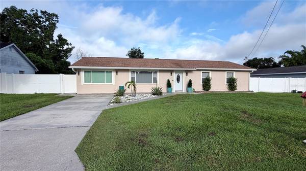 7518 BLOSSOM AVE, Tampa, FL 33614