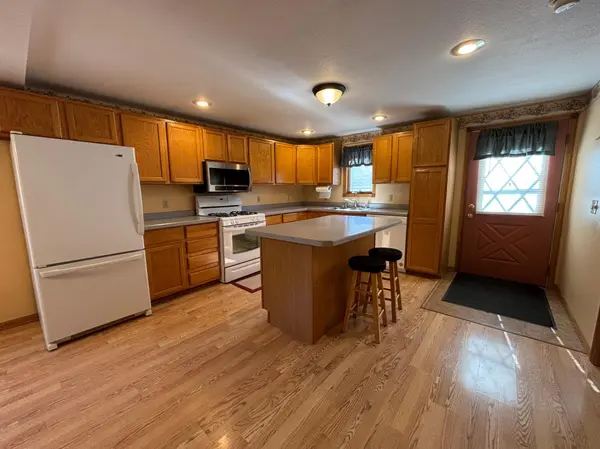 1636 Dover ST, Worthington, MN 56187