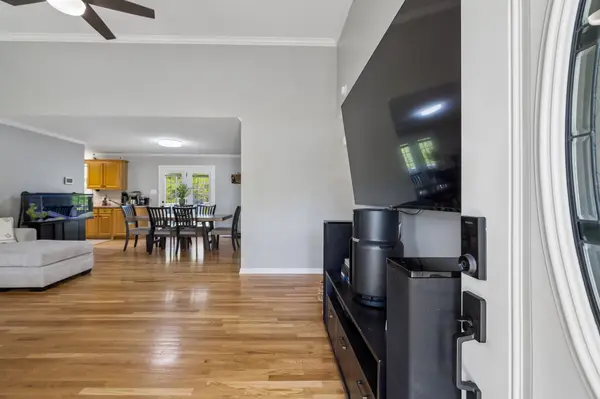 3084 Bowker Rd, Charlotte, TN 37036