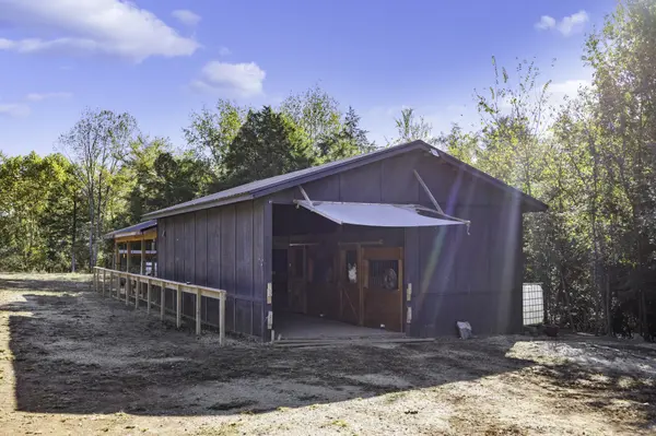 2410 Concord Church Rd, Columbia, TN 38401
