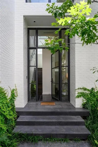3511 Springbrook Street, Dallas, TX 75205