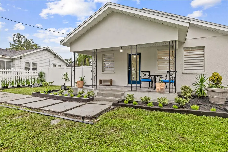 6910 N BREVARD AVE, Tampa, FL 33604