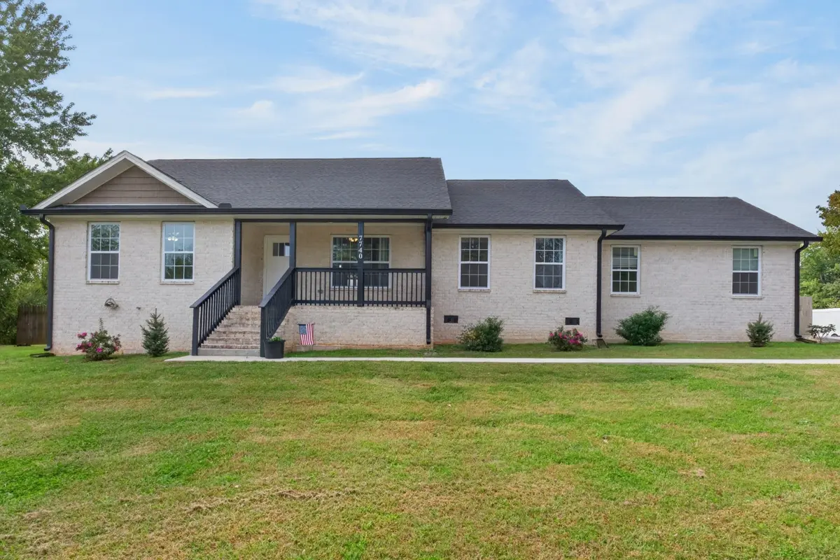 7740 Nashville Hwy, Baxter, TN 38544