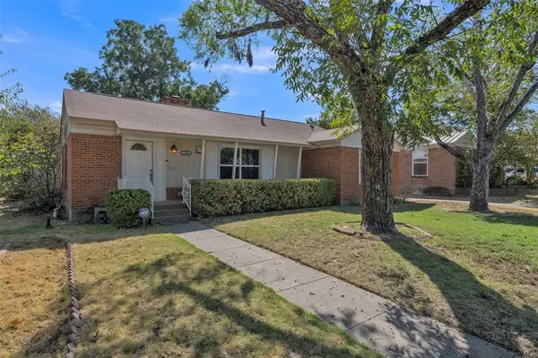 2309 Maryel Drive, Fort Worth, TX 76112