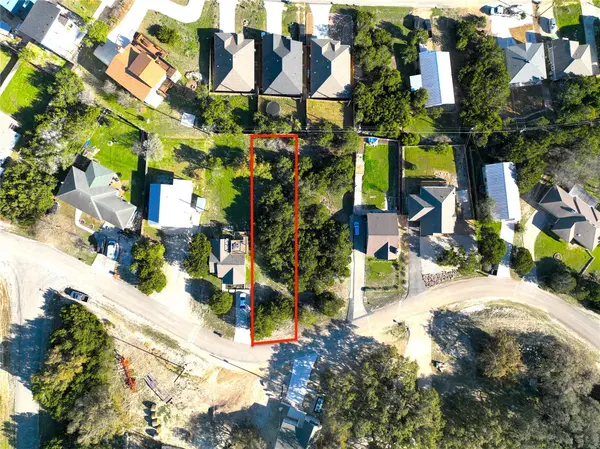 1100 Diamondhead DR, Canyon Lake, TX 78133