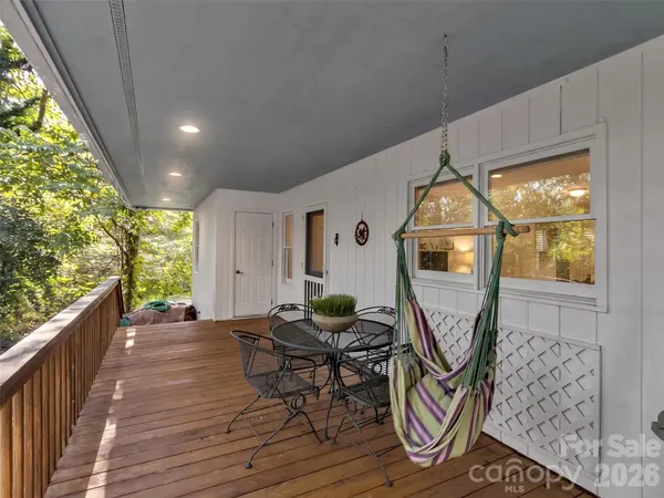 136 Buchanan LOOP, Webster, NC 28779