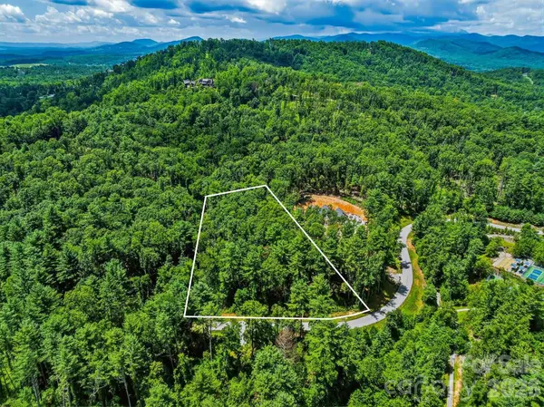 31 Promenade DR, Asheville, NC 28803