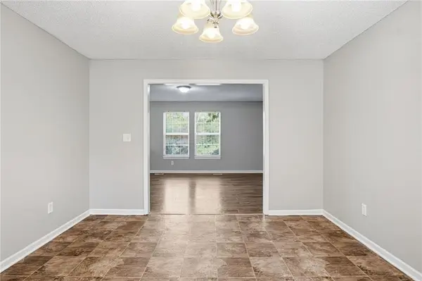 913 Susquehanna RDG, Independence, MO 64056