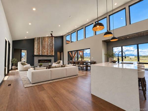9102 Sheridan, Salida, CO 81201