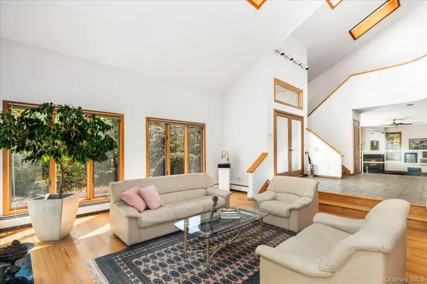 193 Waccabuc RD, Goldens Bridge, NY 10526