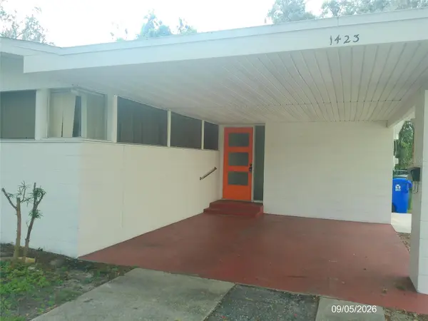 1423 CRYSTAL LAKE DR, Lakeland, FL 33801