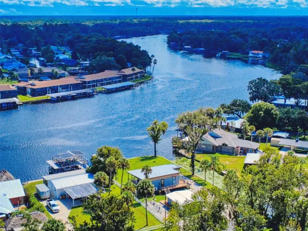 56108 SAWGRASS RD, Astor, FL 32102