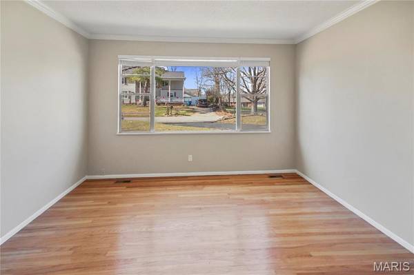 222 Pleasant Grove AVE, Ballwin, MO 63011
