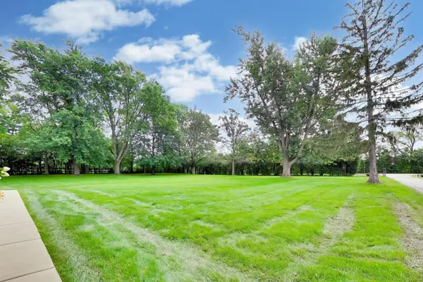 14160 W Old School RD, Mettawa, IL 60048