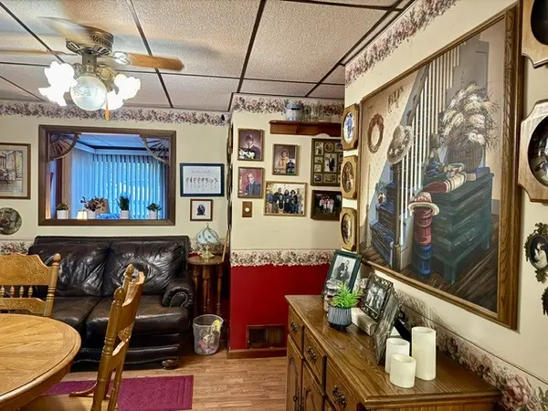 389 N 2629th RD, Oglesby, IL 61348
